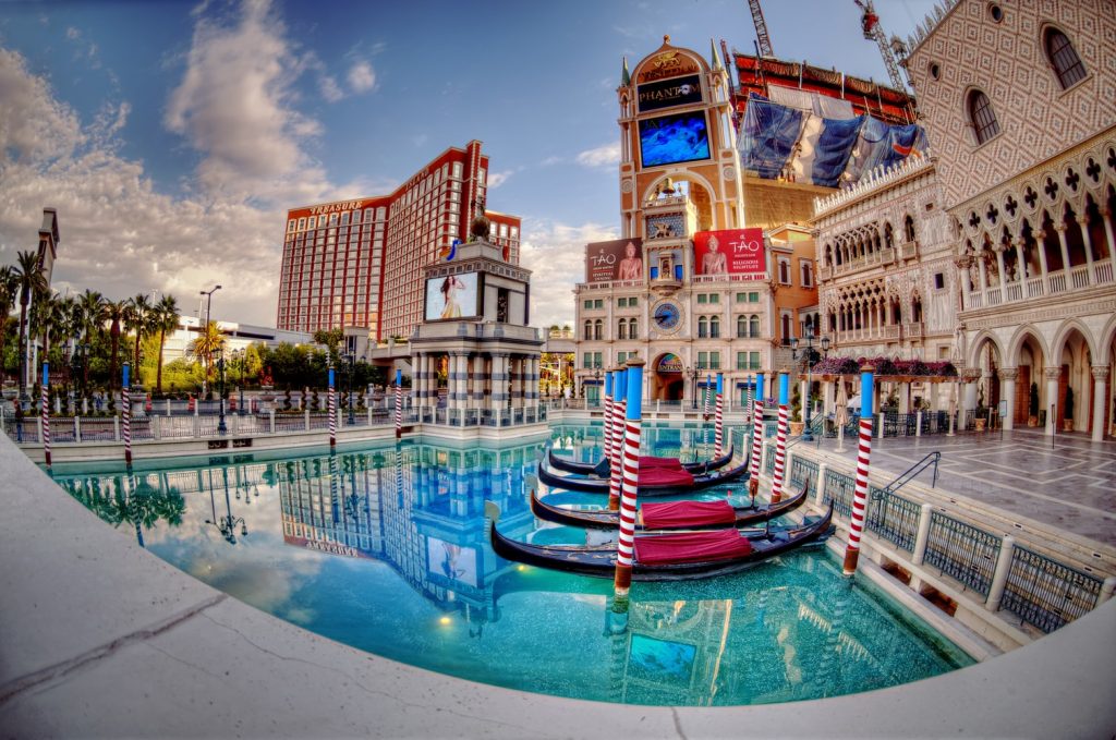 Top Things To Do In Las Vegas For Couples Kelana by Kayla