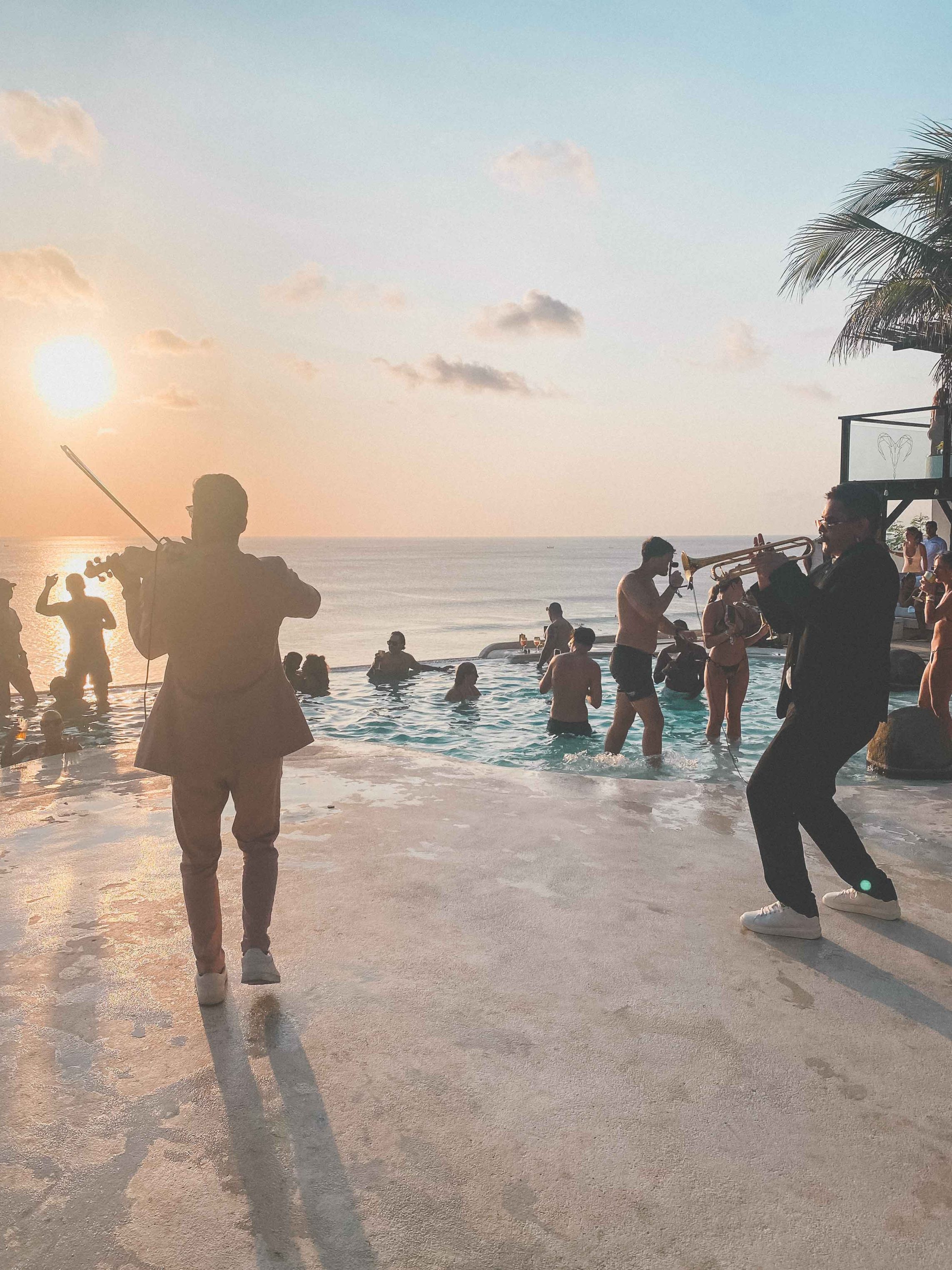 Sunset-ElKabron-Uluwatu-1